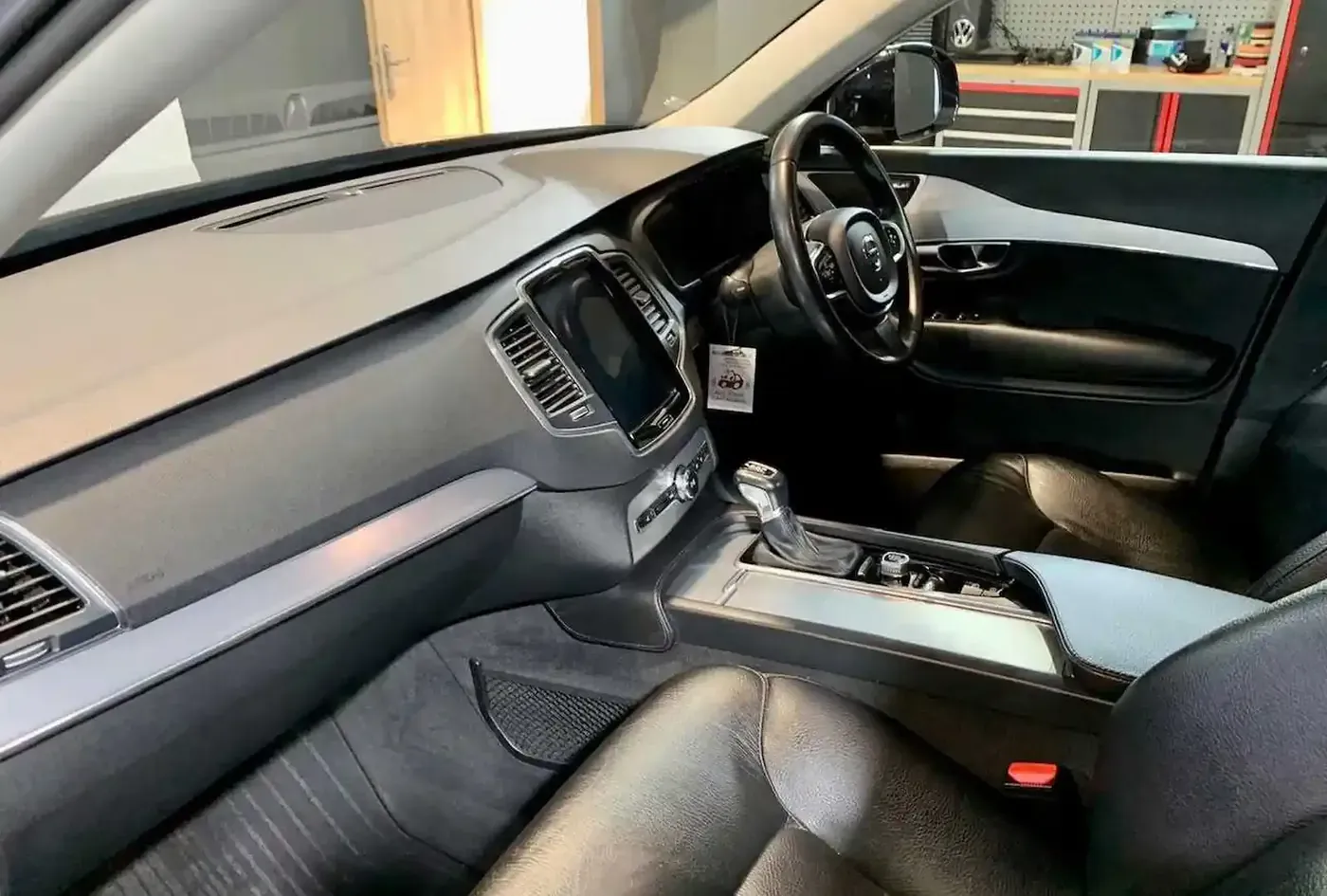 2019 Volvo XC90 — photo 6