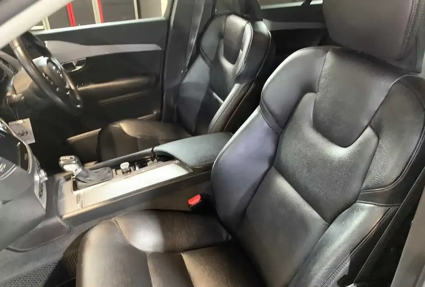 2019 Volvo XC90 — photo 7