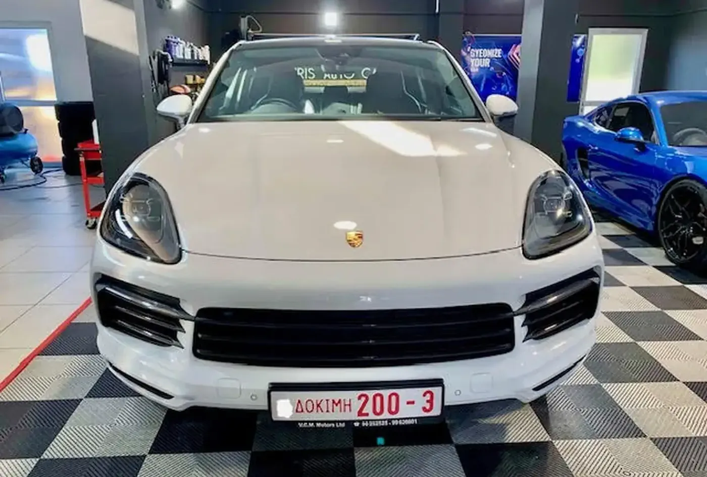 2020 Porsche Cayenne — photo 3