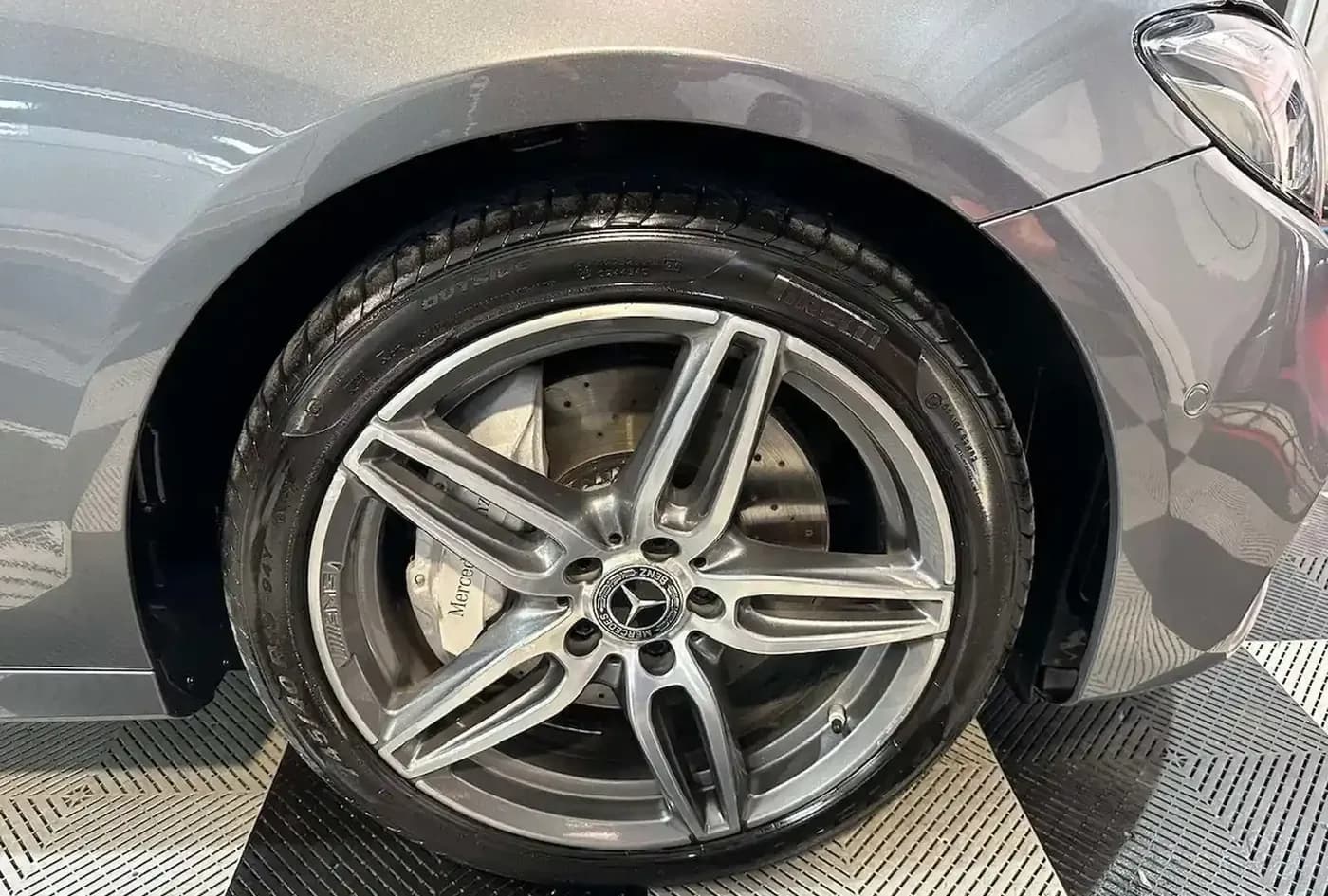 2018 Mercedes-Benz E-Class — photo 8