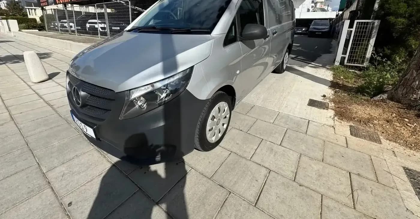 2019 Mercedes-Benz Vito — photo 3