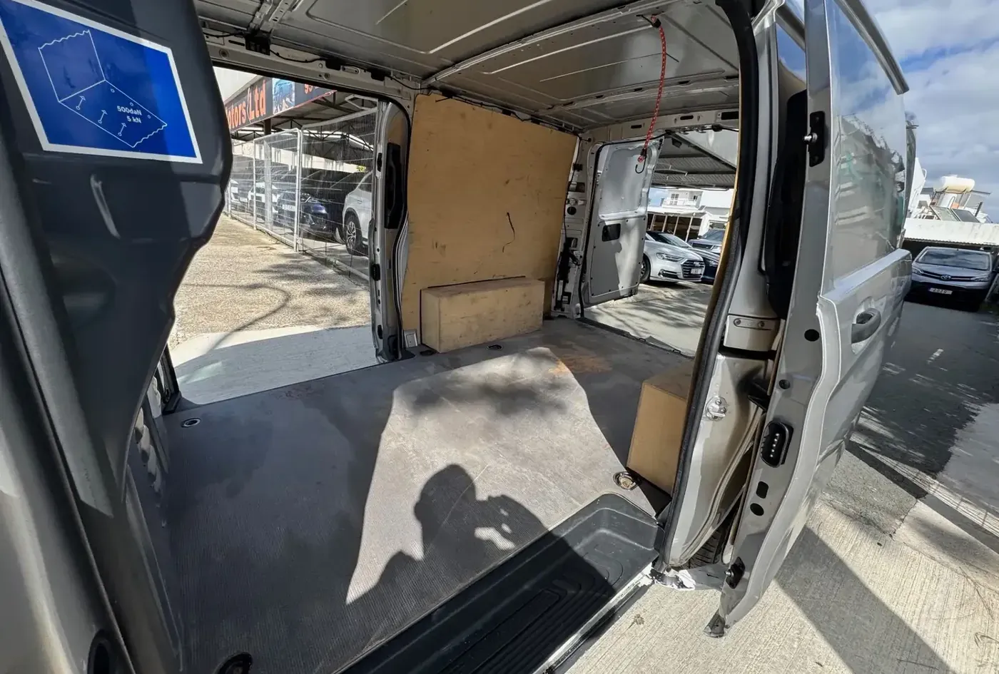 2019 Mercedes-Benz Vito — photo 8