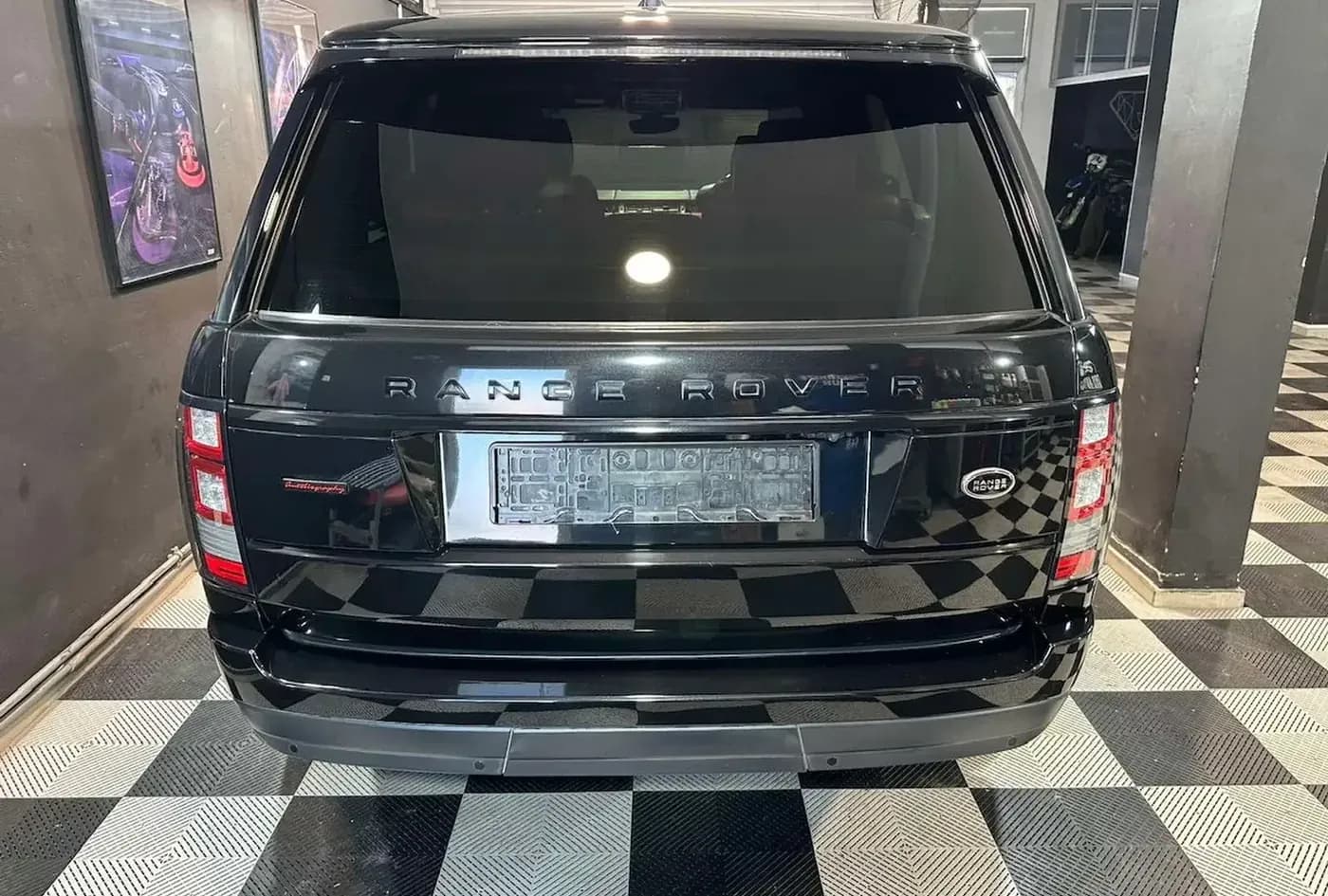 2017 Land Rover Range Rover Vogue — photo 5