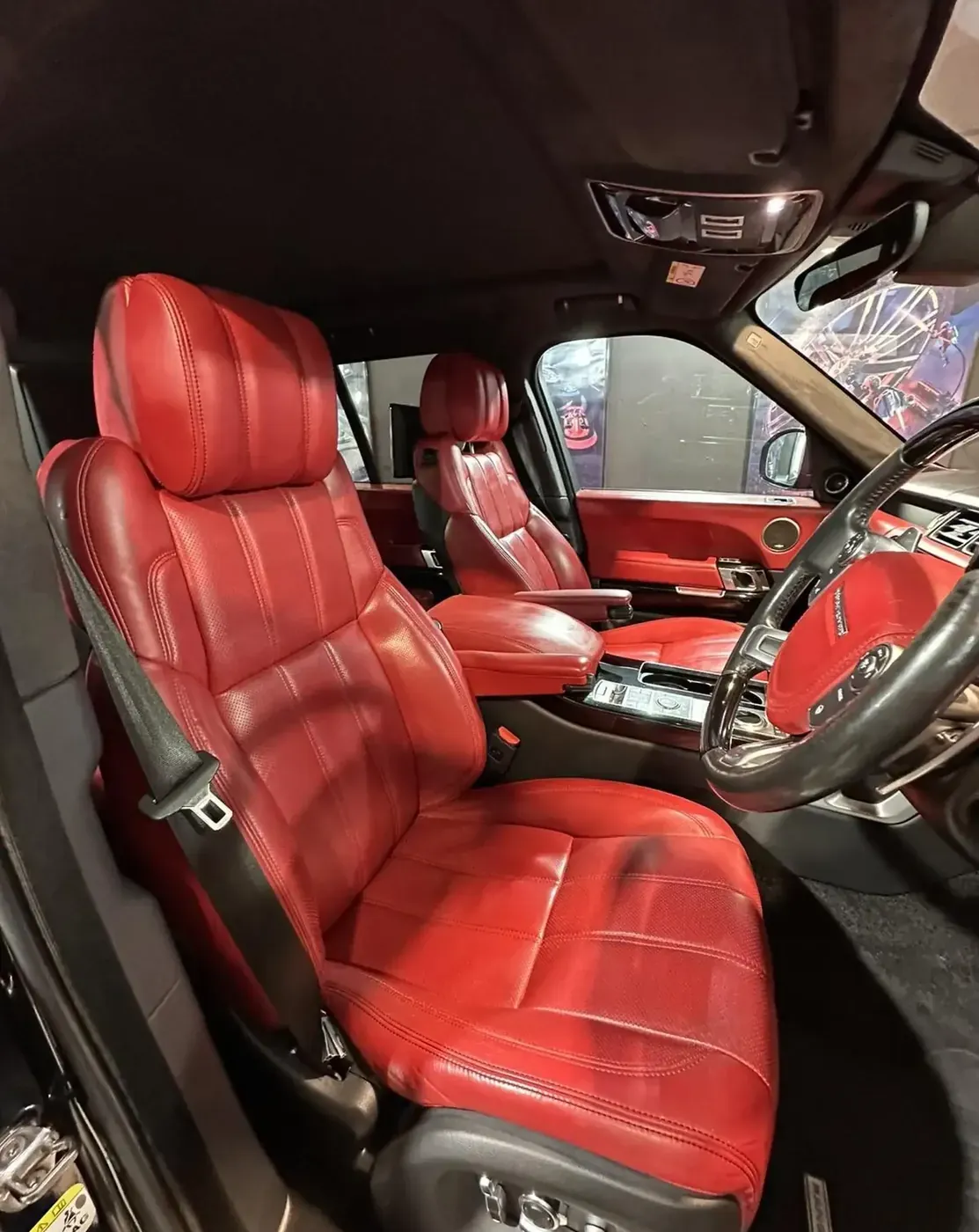 2017 Land Rover Range Rover Vogue — photo 11