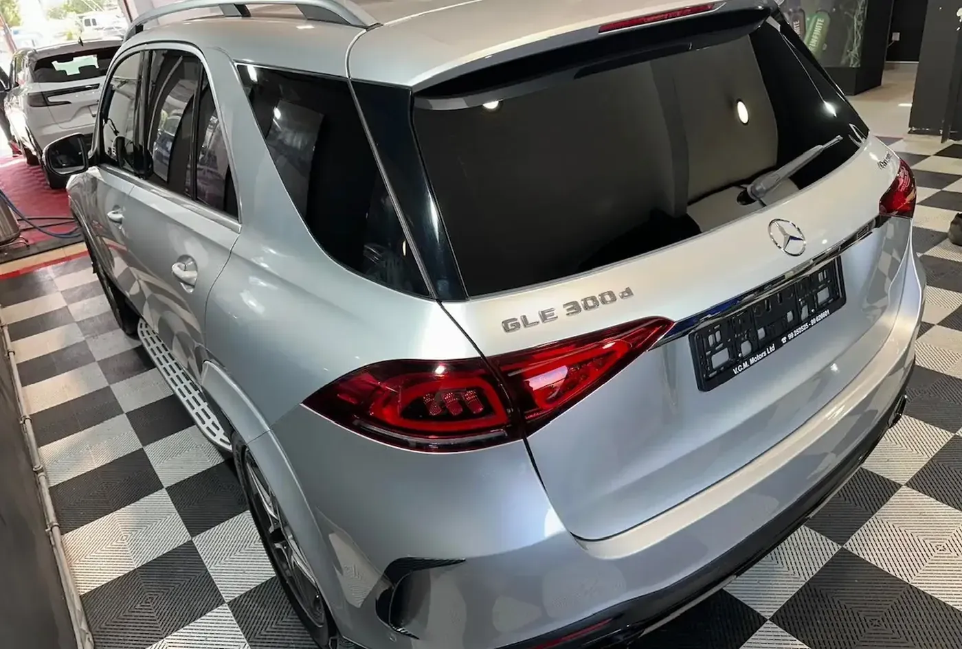 2020 Mercedes-Benz GLE-Class — photo 11