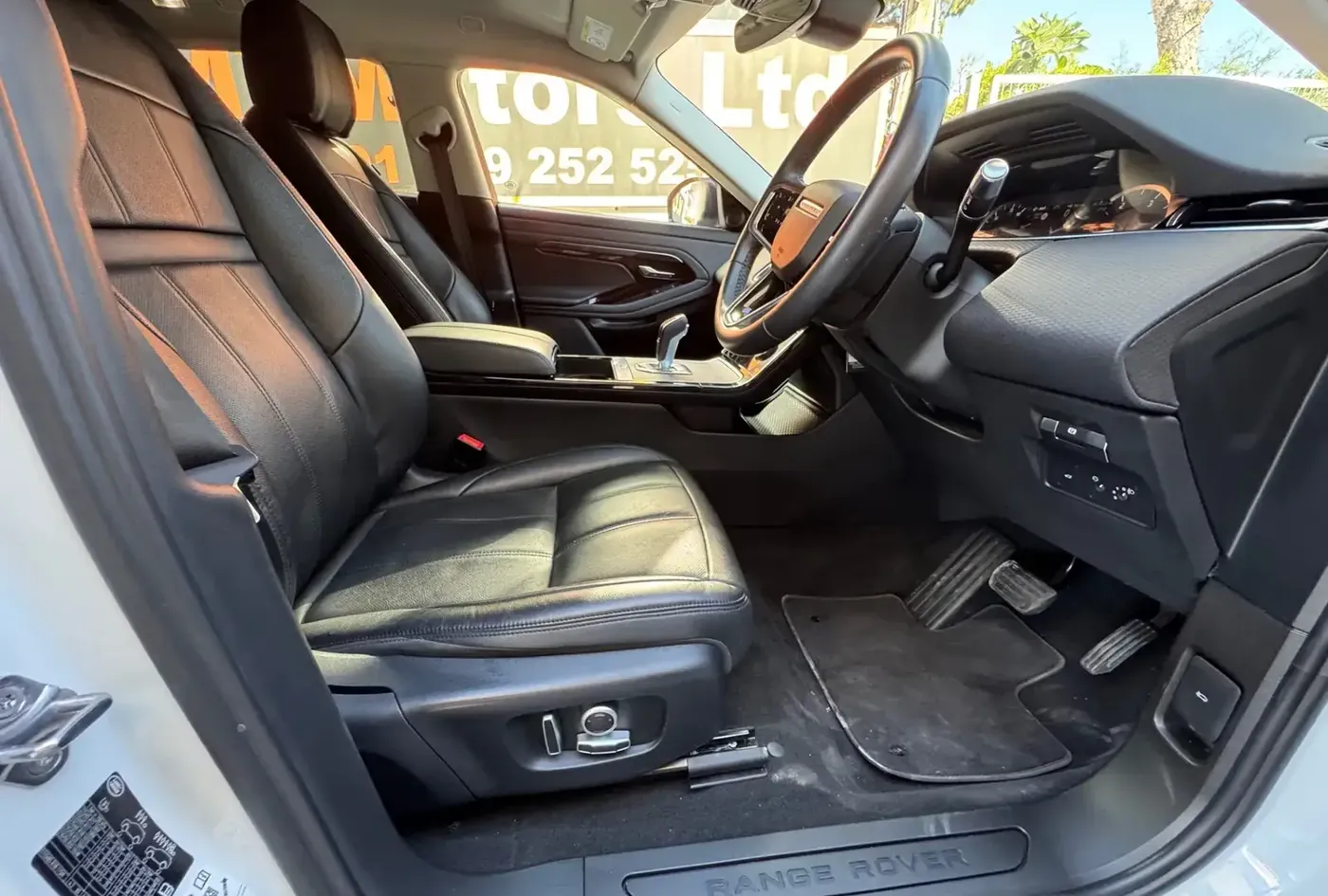 2021 Land Rover Range Rover Evoque — photo 8