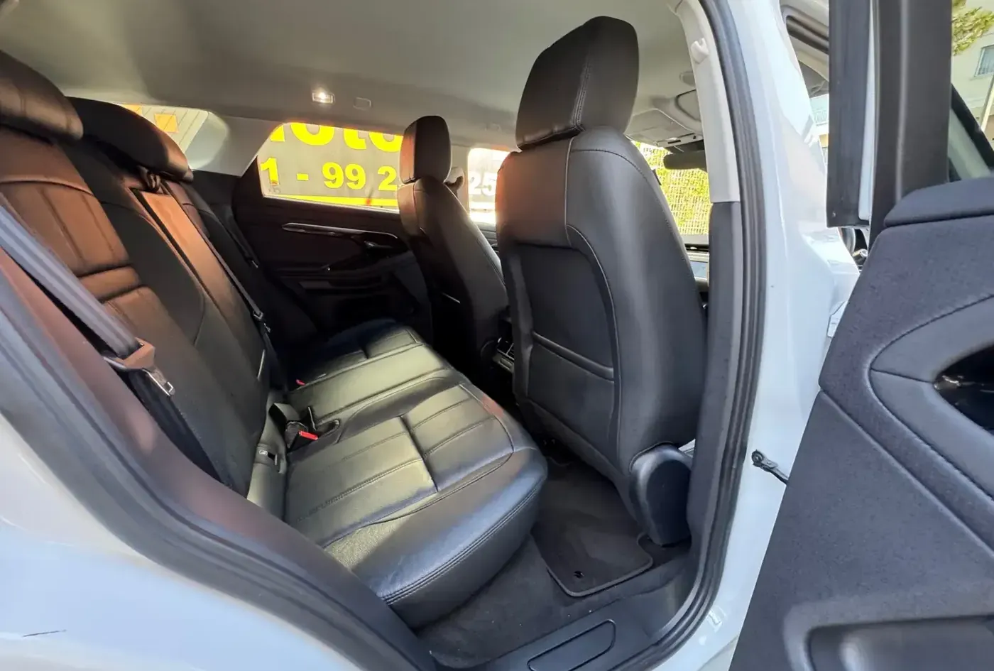 2021 Land Rover Range Rover Evoque — photo 9