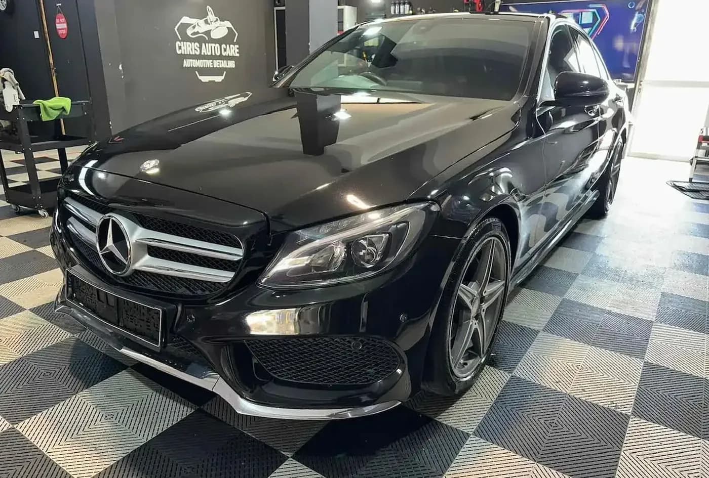 2015 Mercedes-Benz C-Class — photo 3