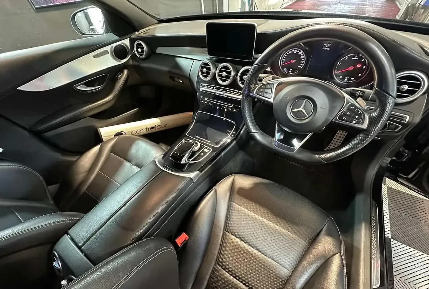 2015 Mercedes-Benz C-Class — photo 11