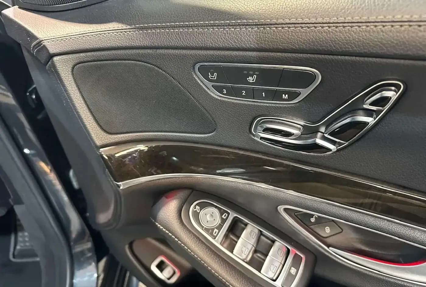 2015 Mercedes-Benz S-Class — photo 9