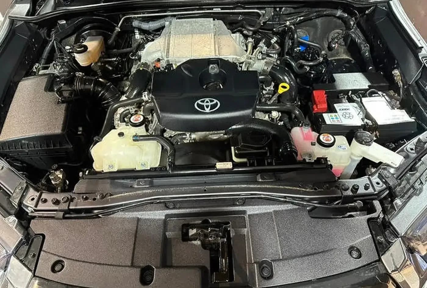 2021 Toyota Hilux — photo 4