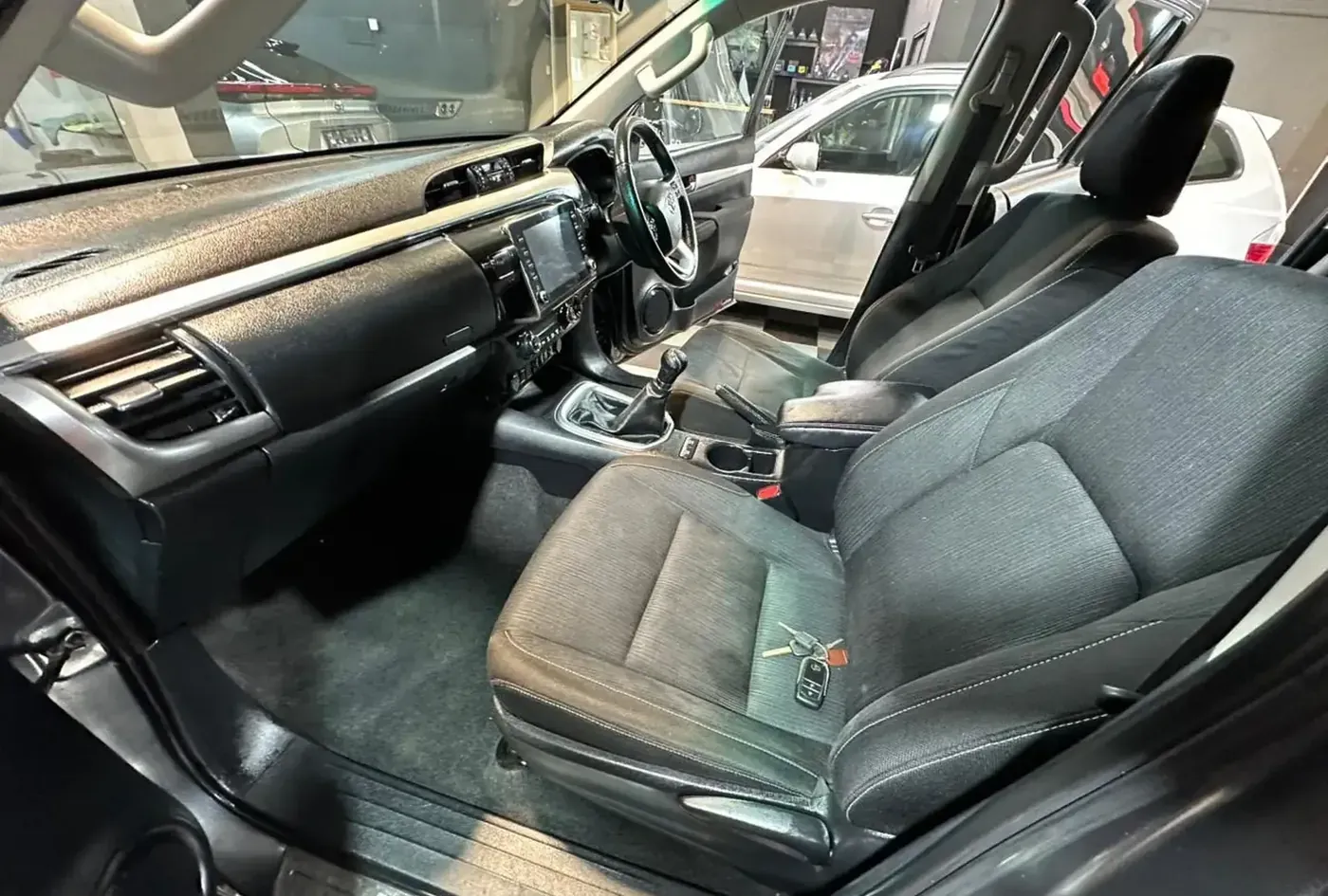 2021 Toyota Hilux — photo 9