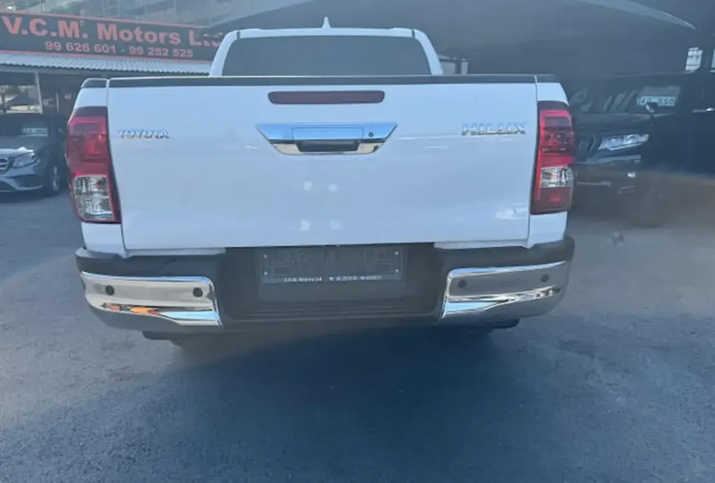 2022 Toyota Hilux — photo 11