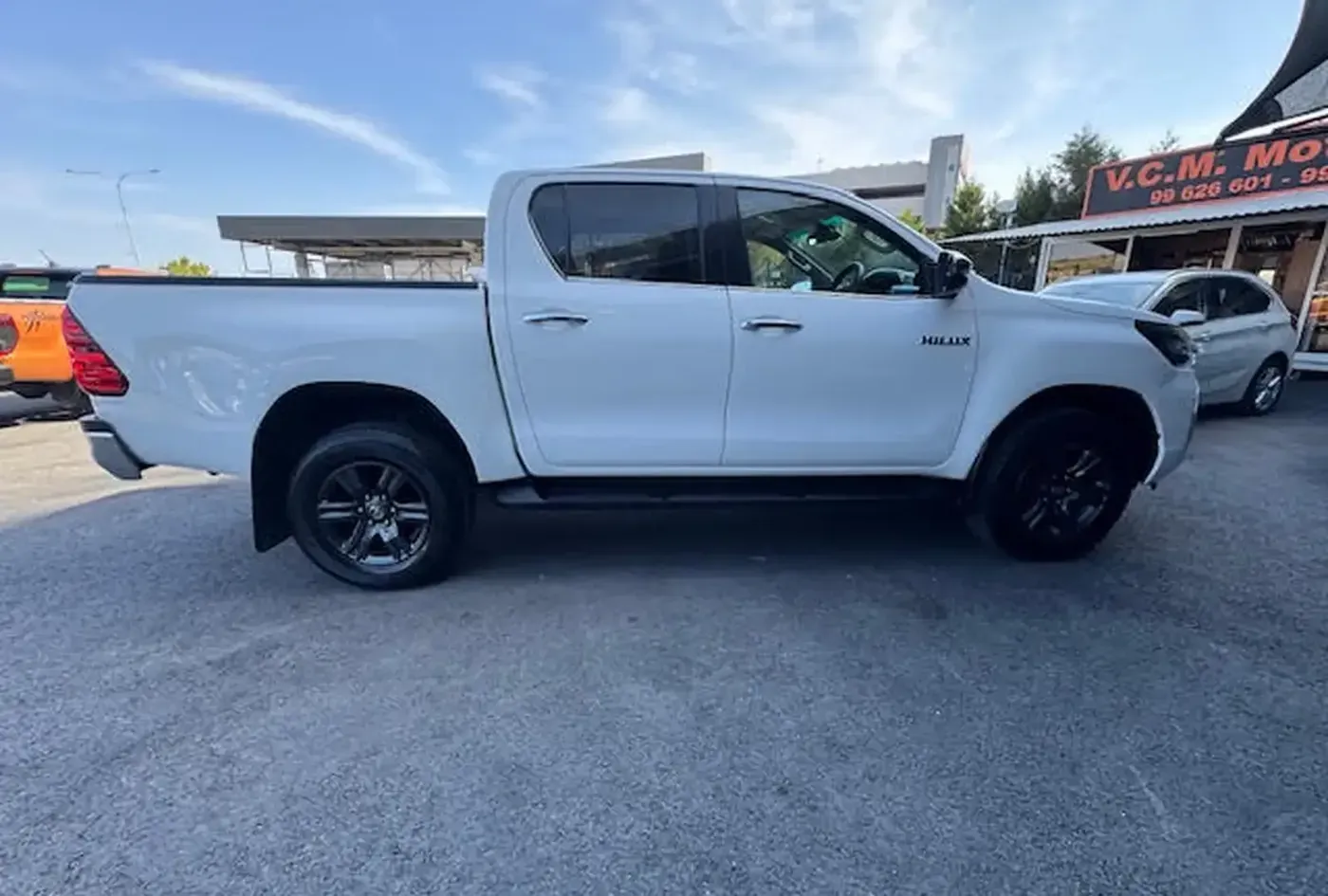 2022 Toyota Hilux — photo 13