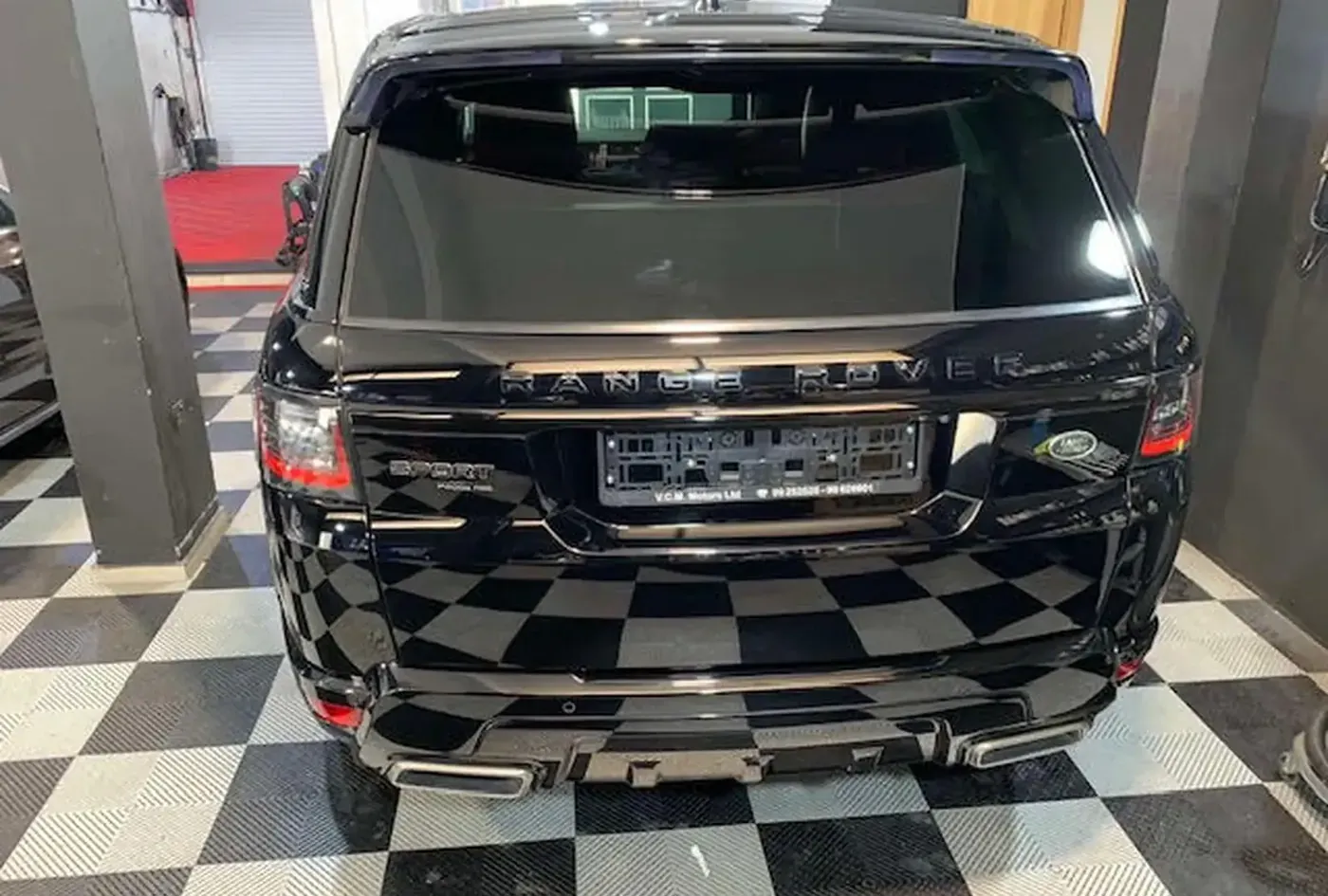 2018 Land Rover Range Rover Sport — photo 4