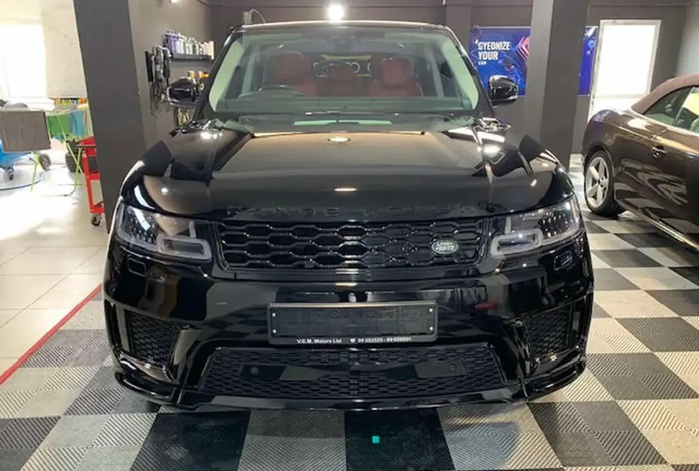 2018 Land Rover Range Rover Sport — photo 8