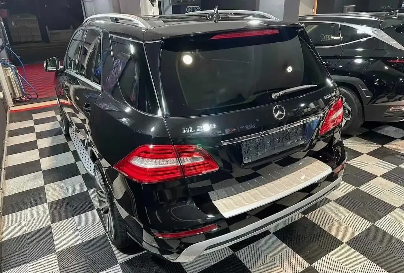 2012 Mercedes-Benz M-Class — photo 5