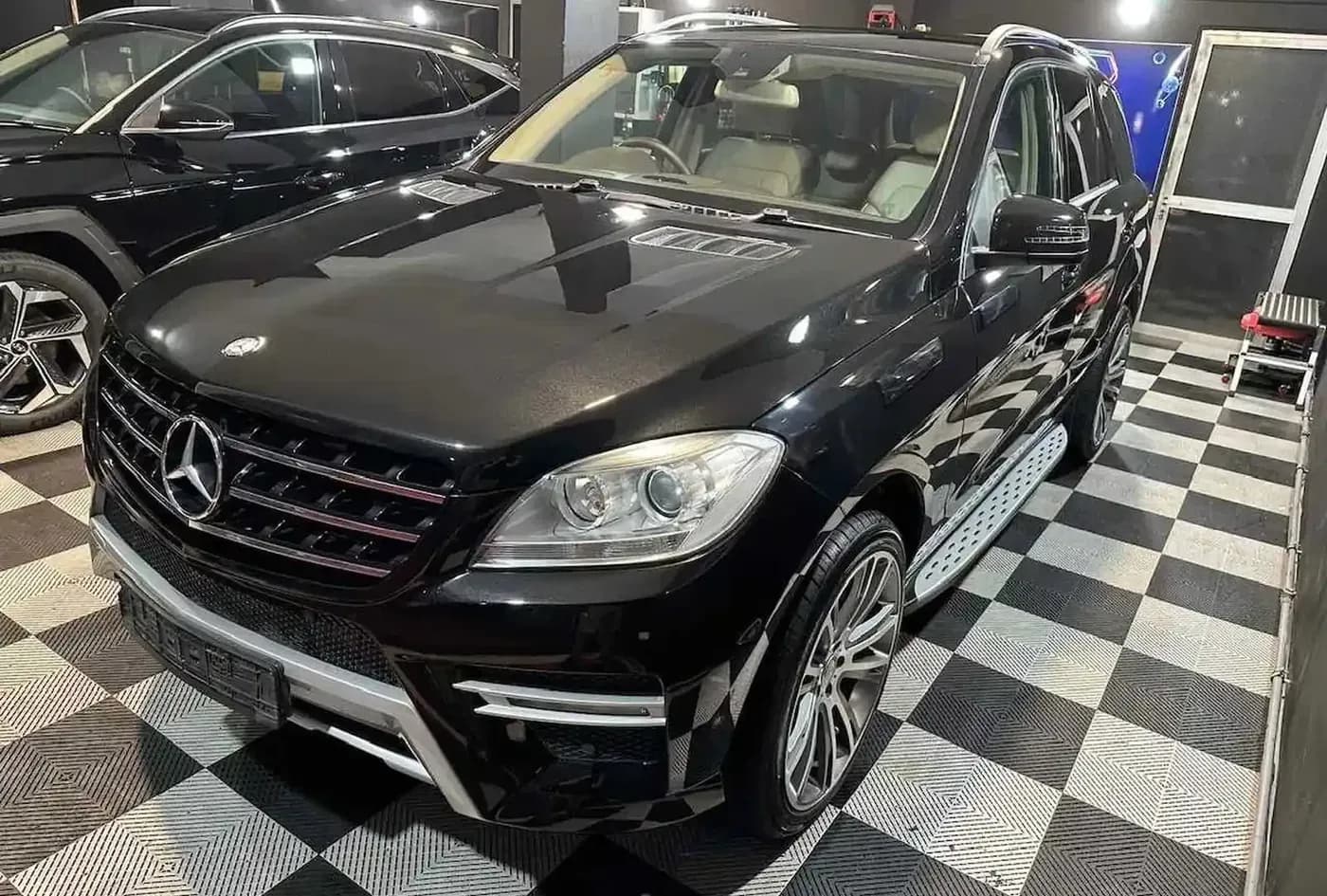 2012 Mercedes-Benz M-Class — photo 7
