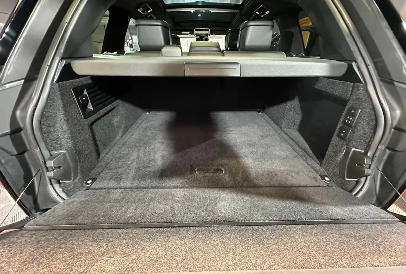 2020 Land Rover Range Rover Vogue — photo 13