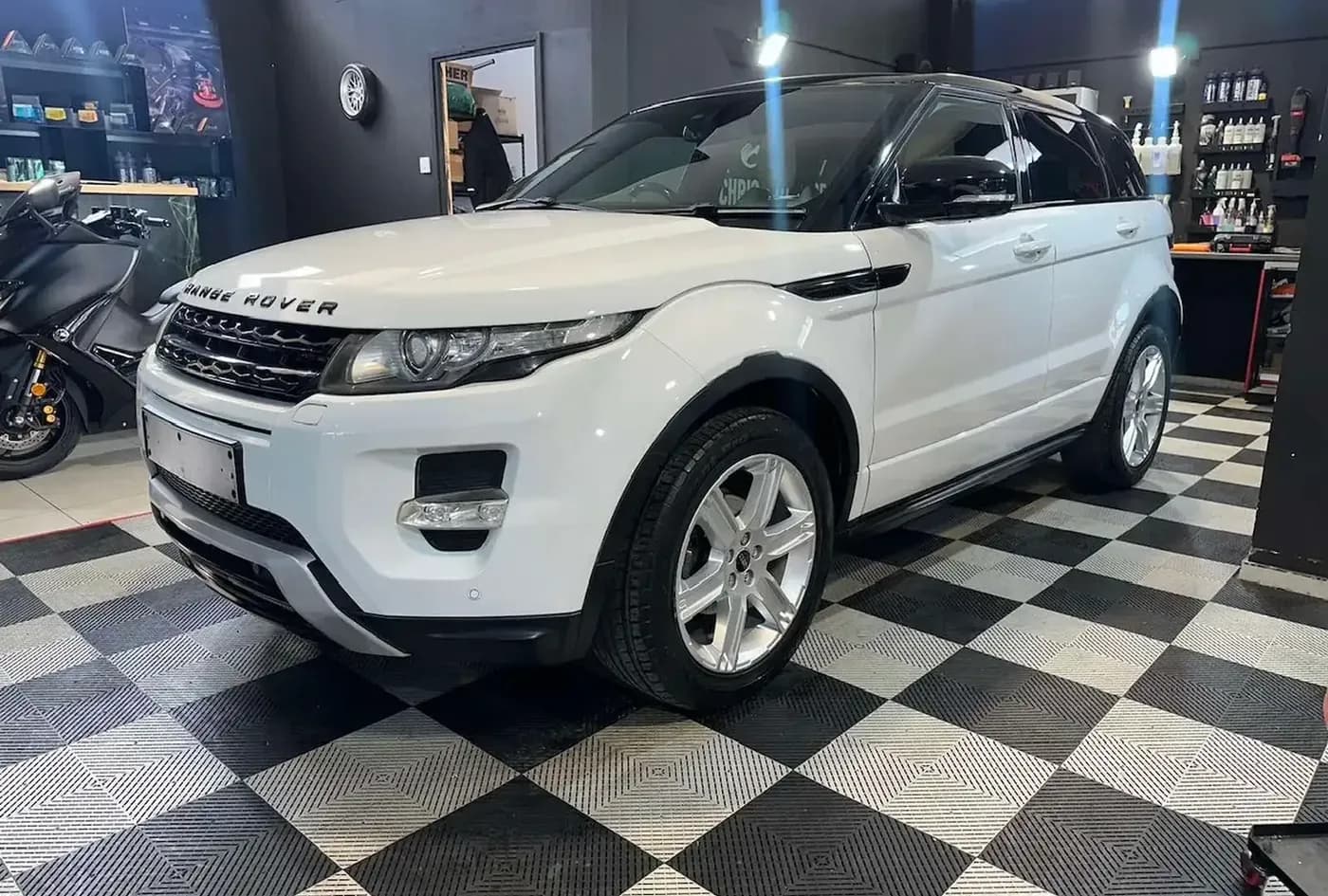2012 Land Rover Range Rover Evoque — photo 3