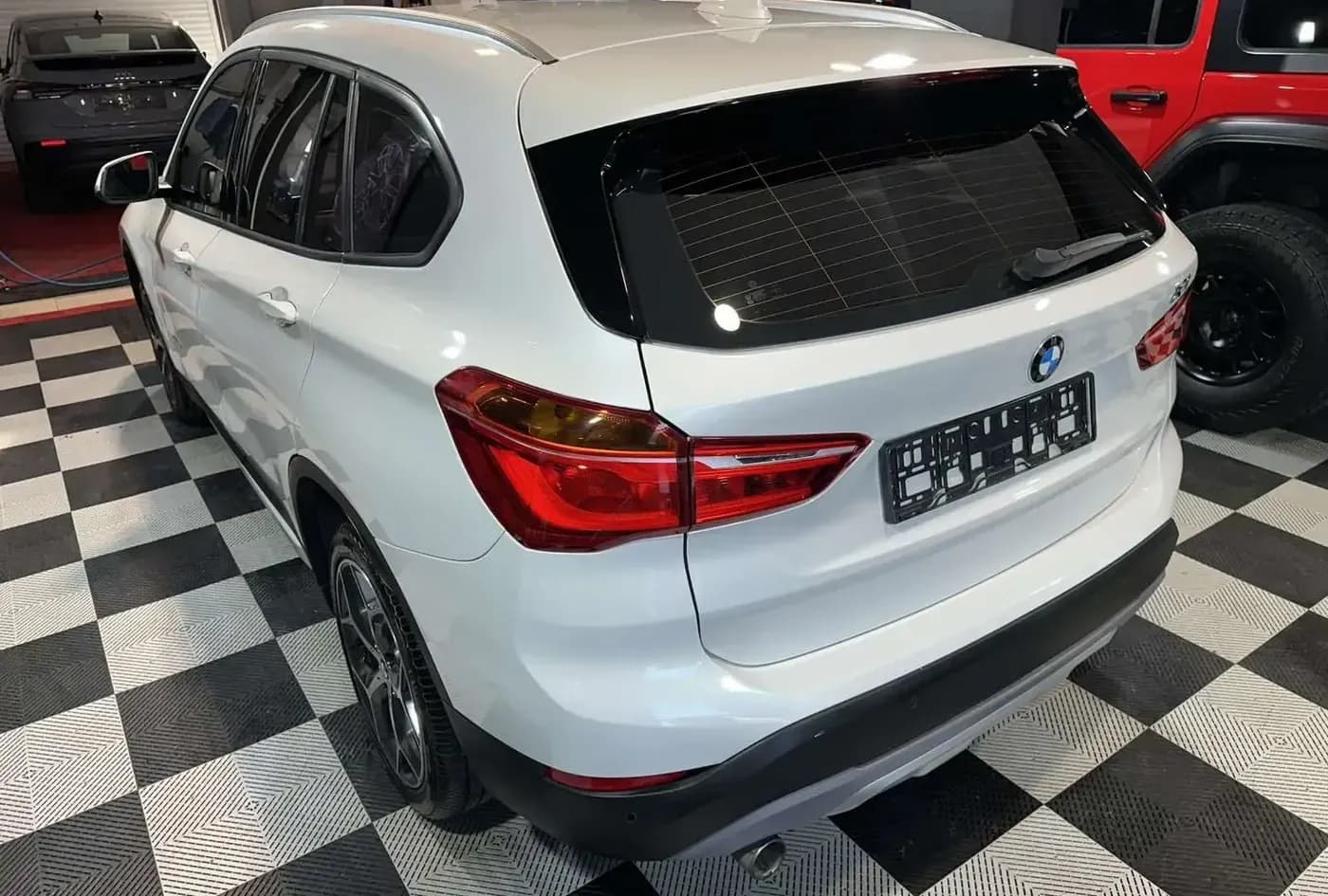 2018 BMW X1 — photo 7