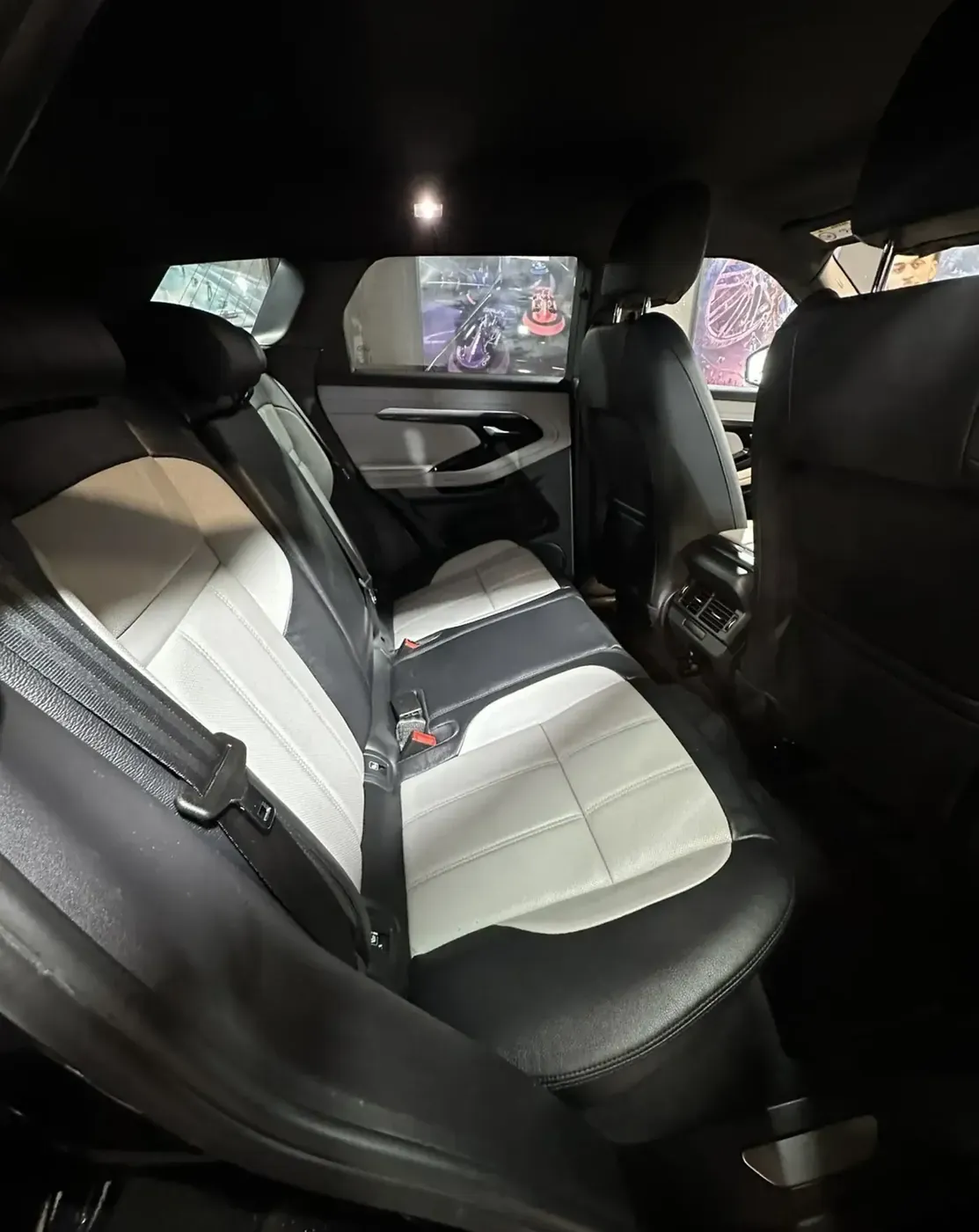 2020 Land Rover Range Rover Evoque — photo 9