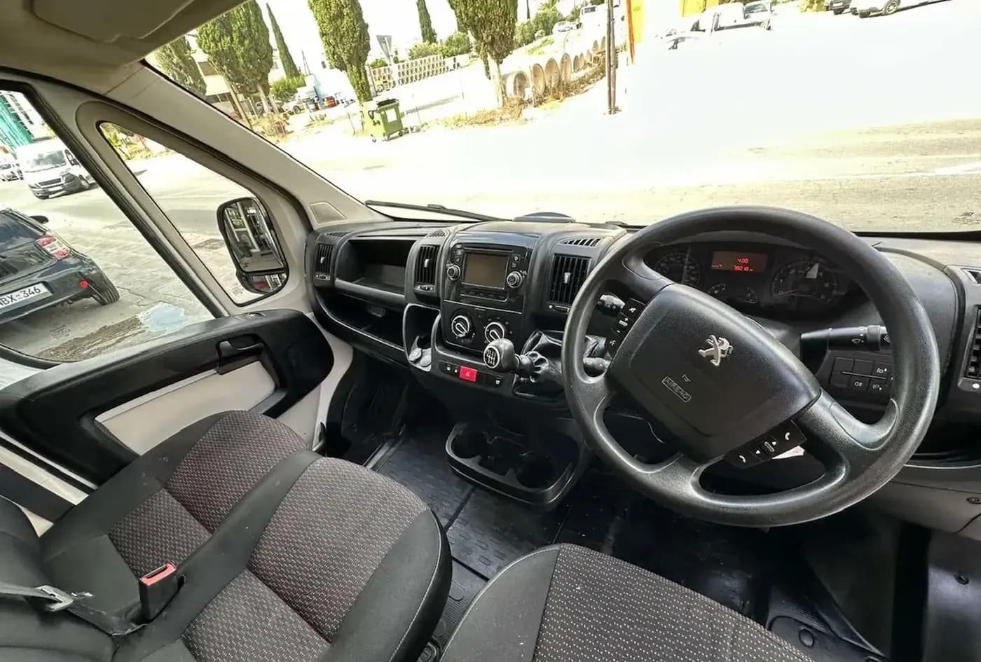 2017 Peugeot Boxer — photo 13