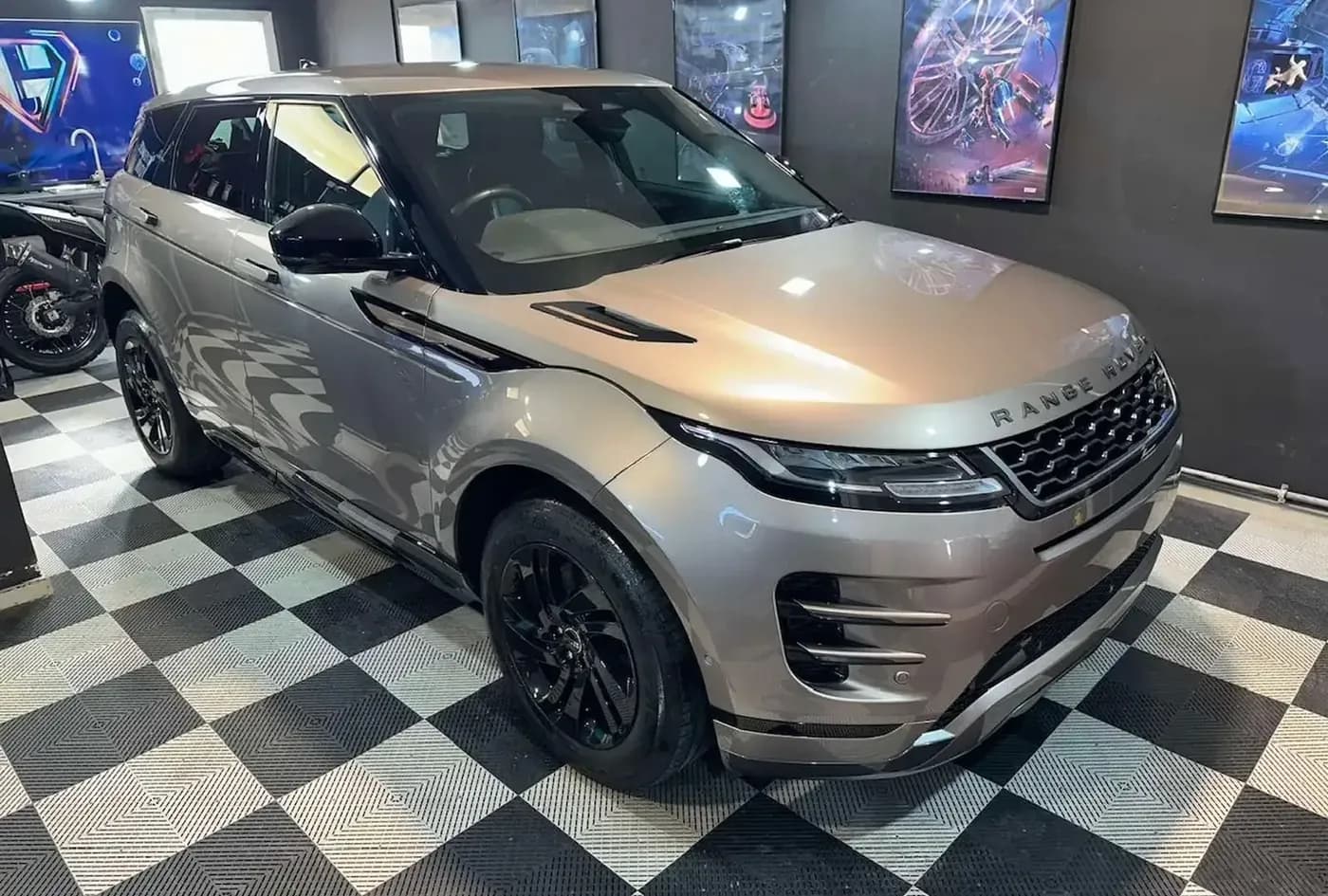 2021 Land Rover Range Rover Evoque — photo 3