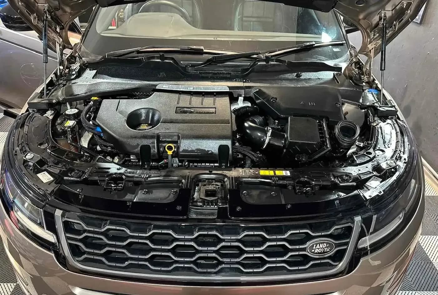 2021 Land Rover Range Rover Evoque — photo 13