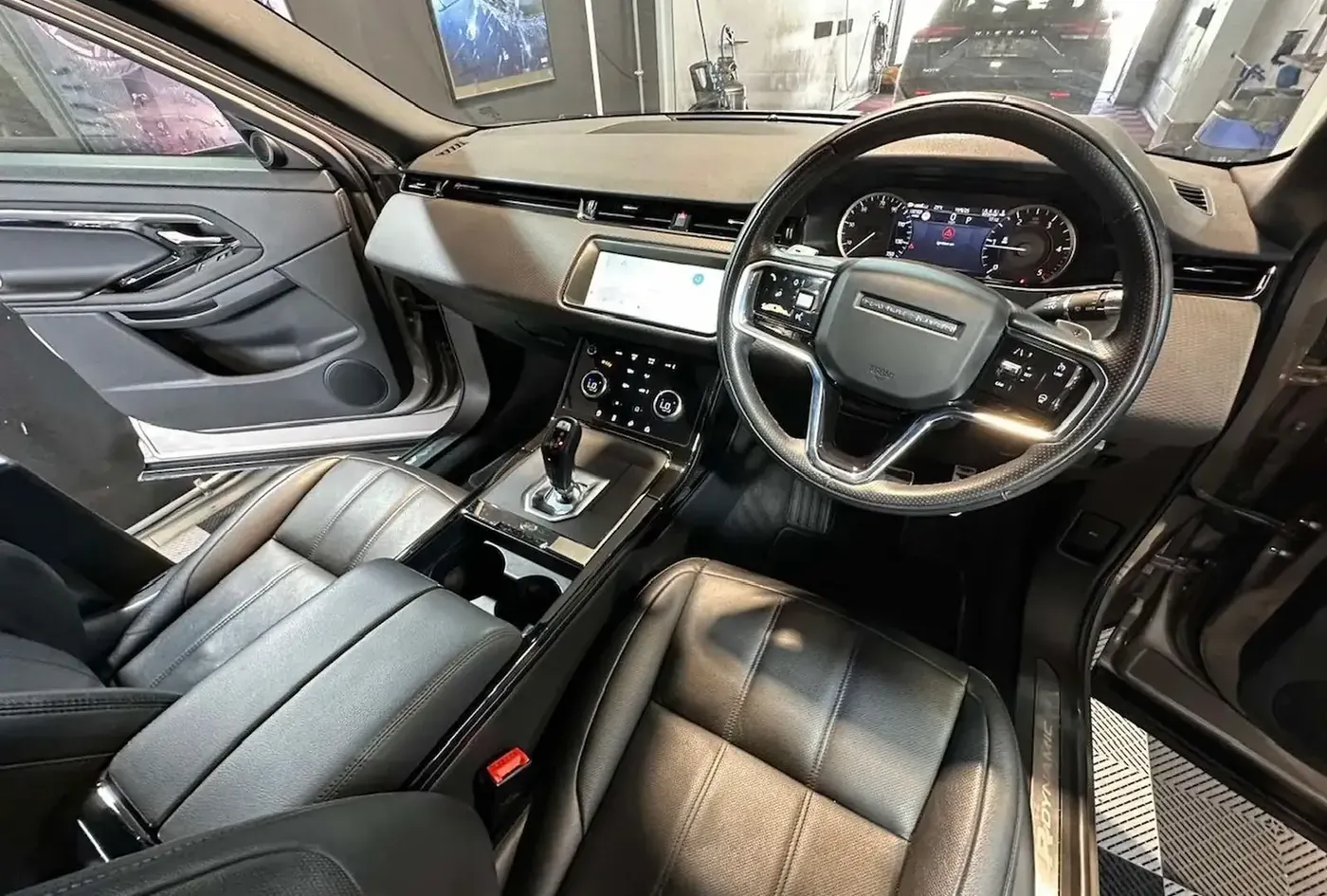 2021 Land Rover Range Rover Evoque — photo 14