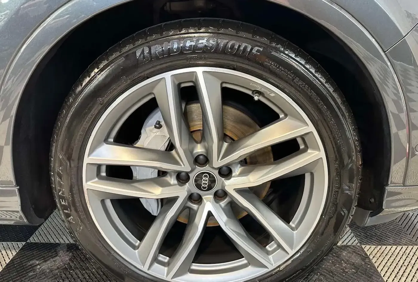 2022 Audi Q7 — photo 11