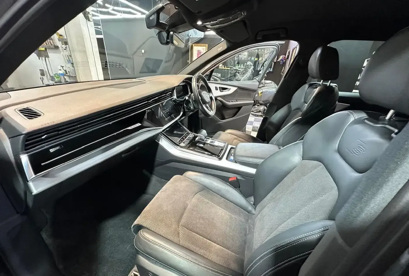 2022 Audi Q7 — photo 13