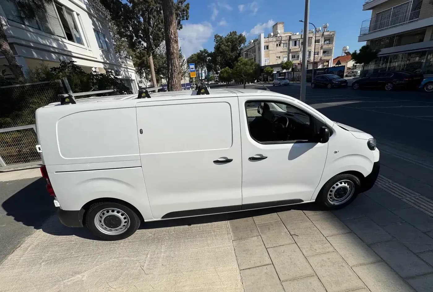 2018 Peugeot Expert — photo 2