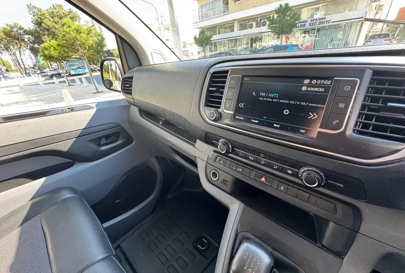 2018 Peugeot Expert — photo 12