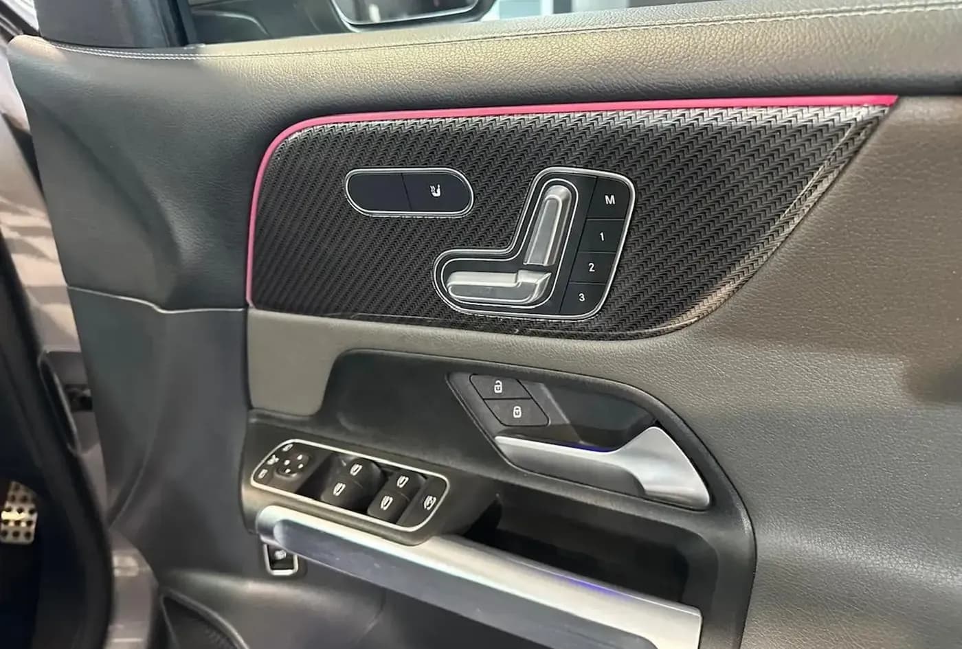 2022 Mercedes-Benz GLB — photo 12