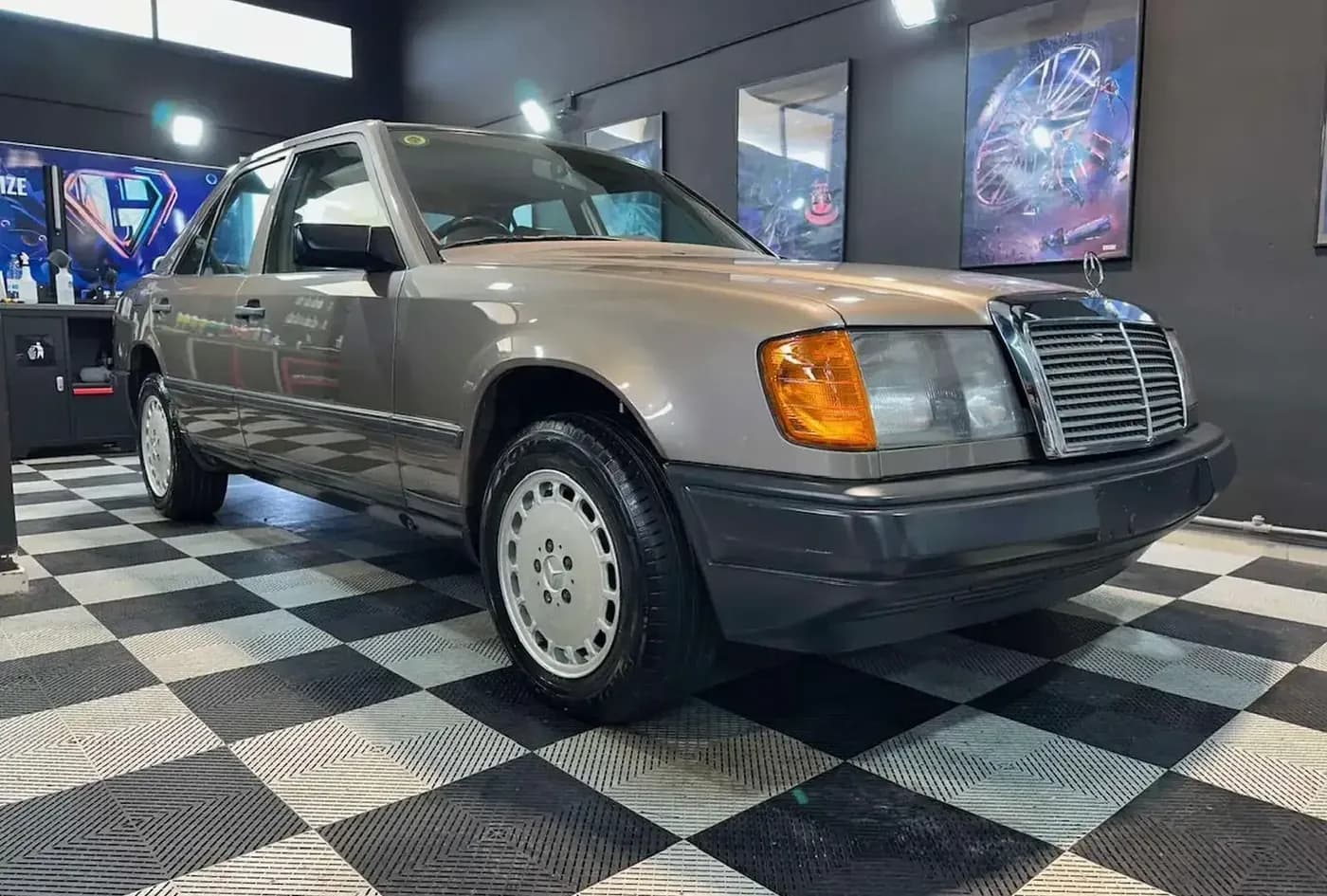 1987 Mercedes-Benz 250 D Classic — photo 1