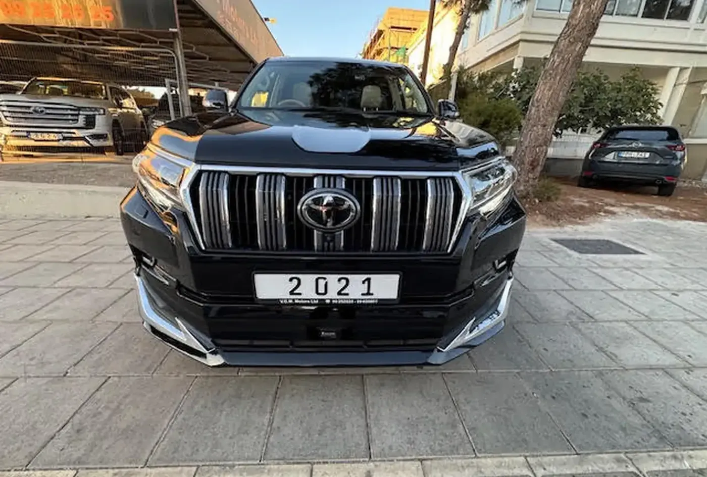 2021 Toyota Land Cruiser Prado — photo 1