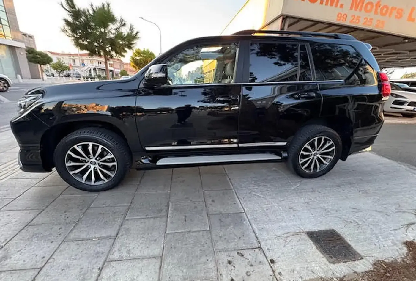 2021 Toyota Land Cruiser Prado — photo 9