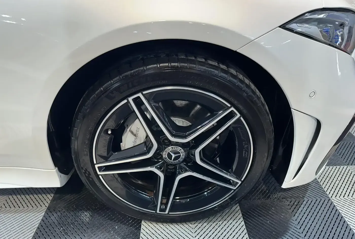 2022 Mercedes-Benz CLS-Class — photo 3