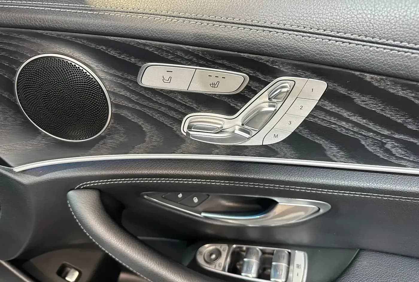 2016 Mercedes-Benz E-Class — photo 10