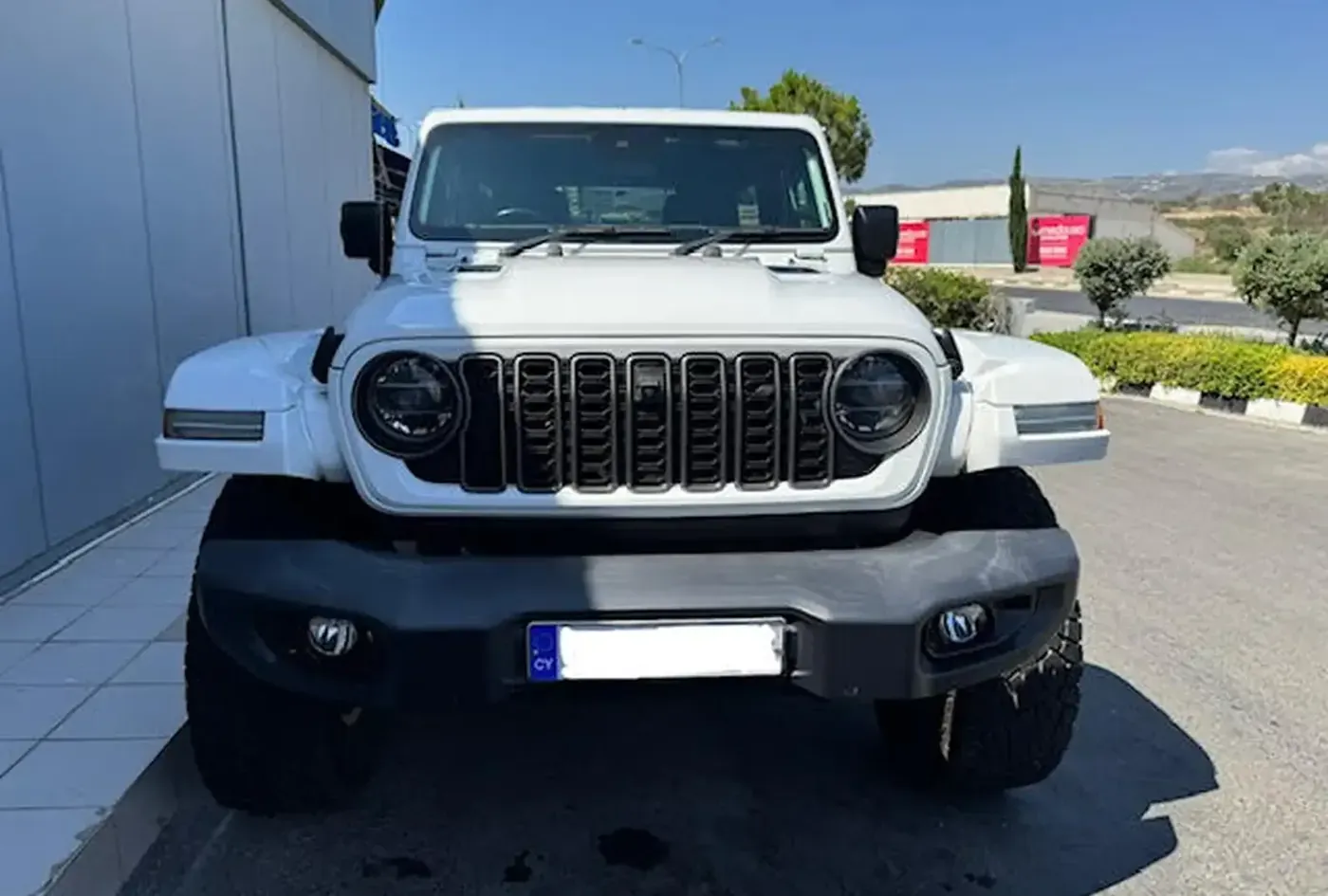 2021 Jeep Wrangler — photo 2