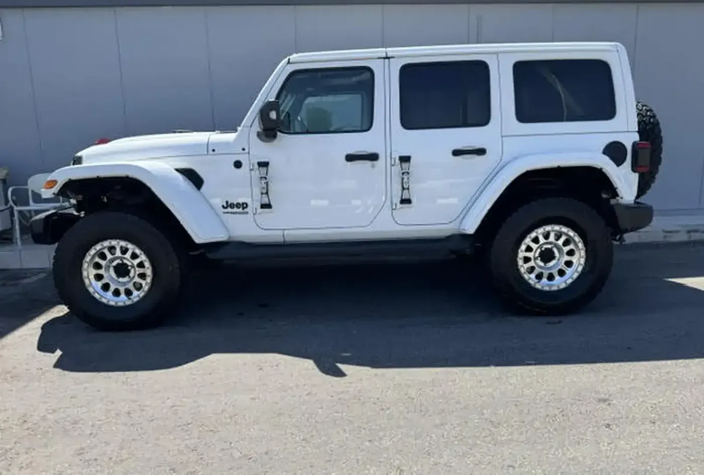 2021 Jeep Wrangler — photo 3