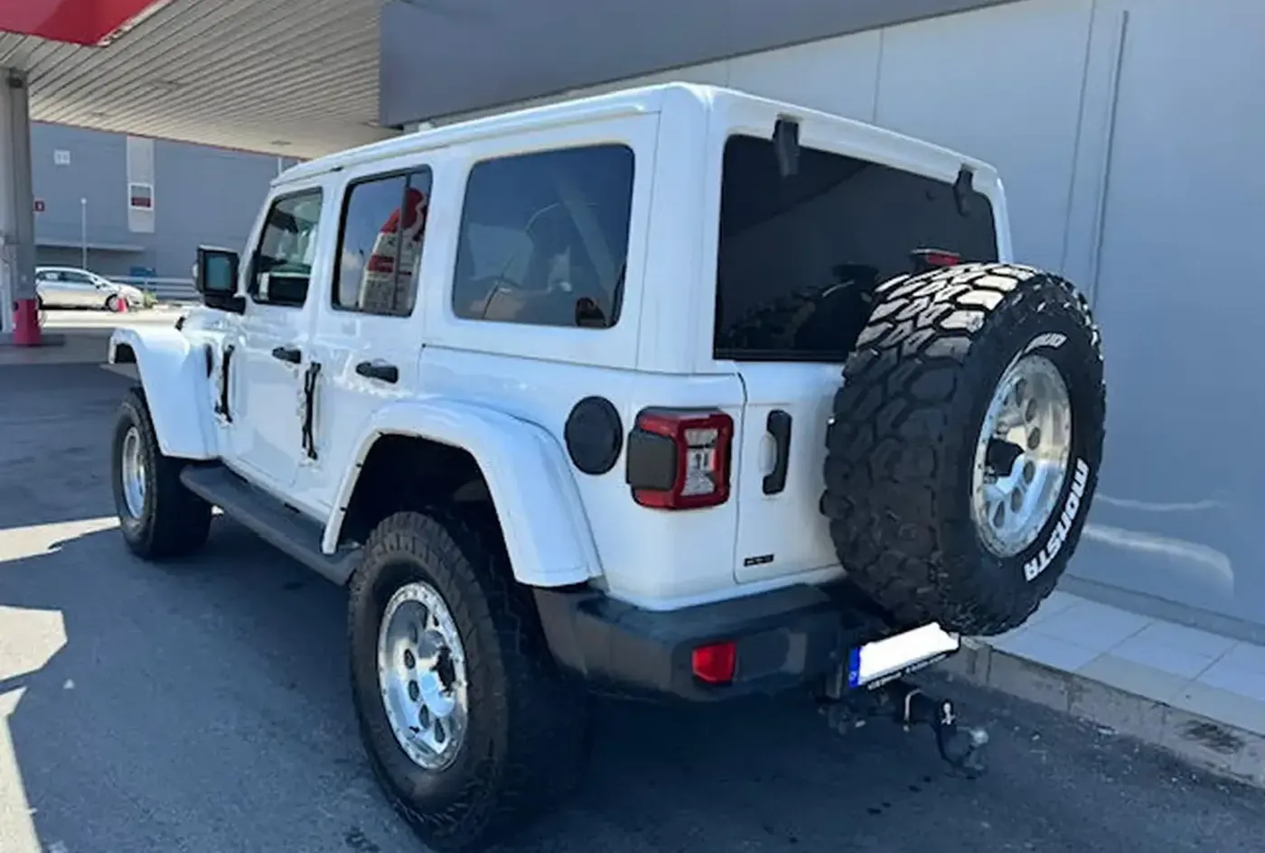 2021 Jeep Wrangler — photo 6