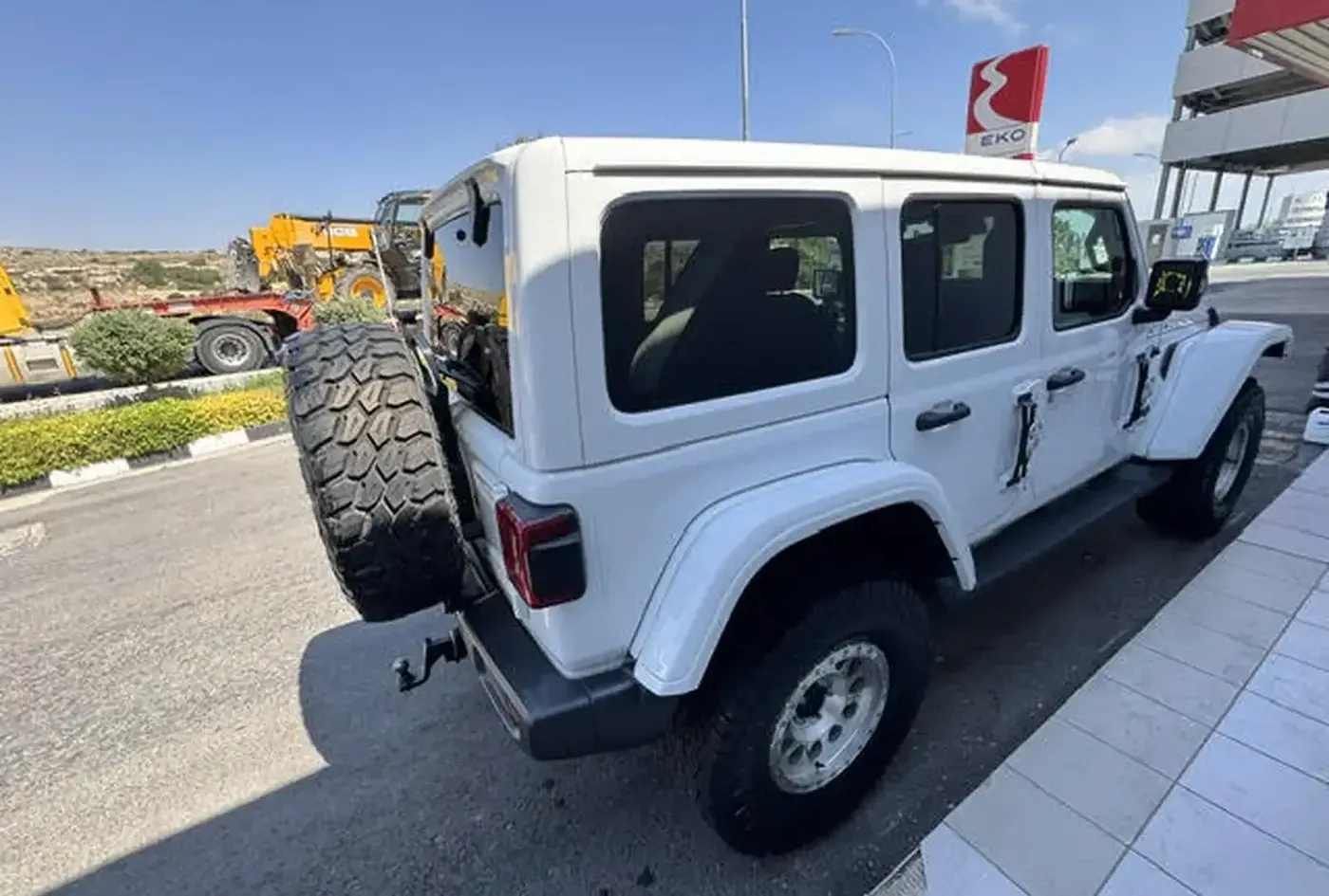 2021 Jeep Wrangler — photo 7