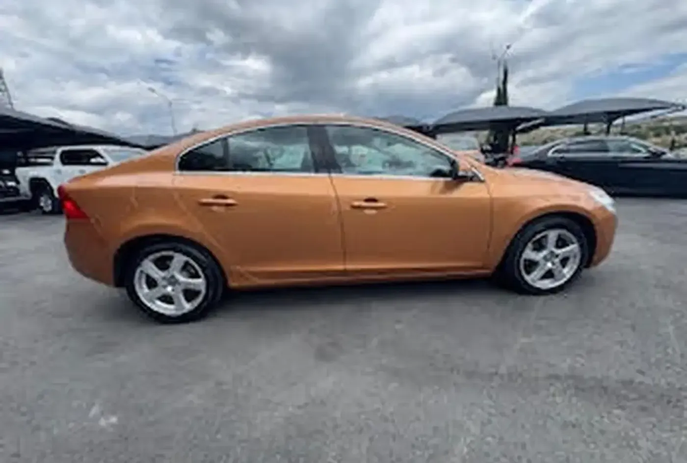 2011 Volvo S60 — photo 12