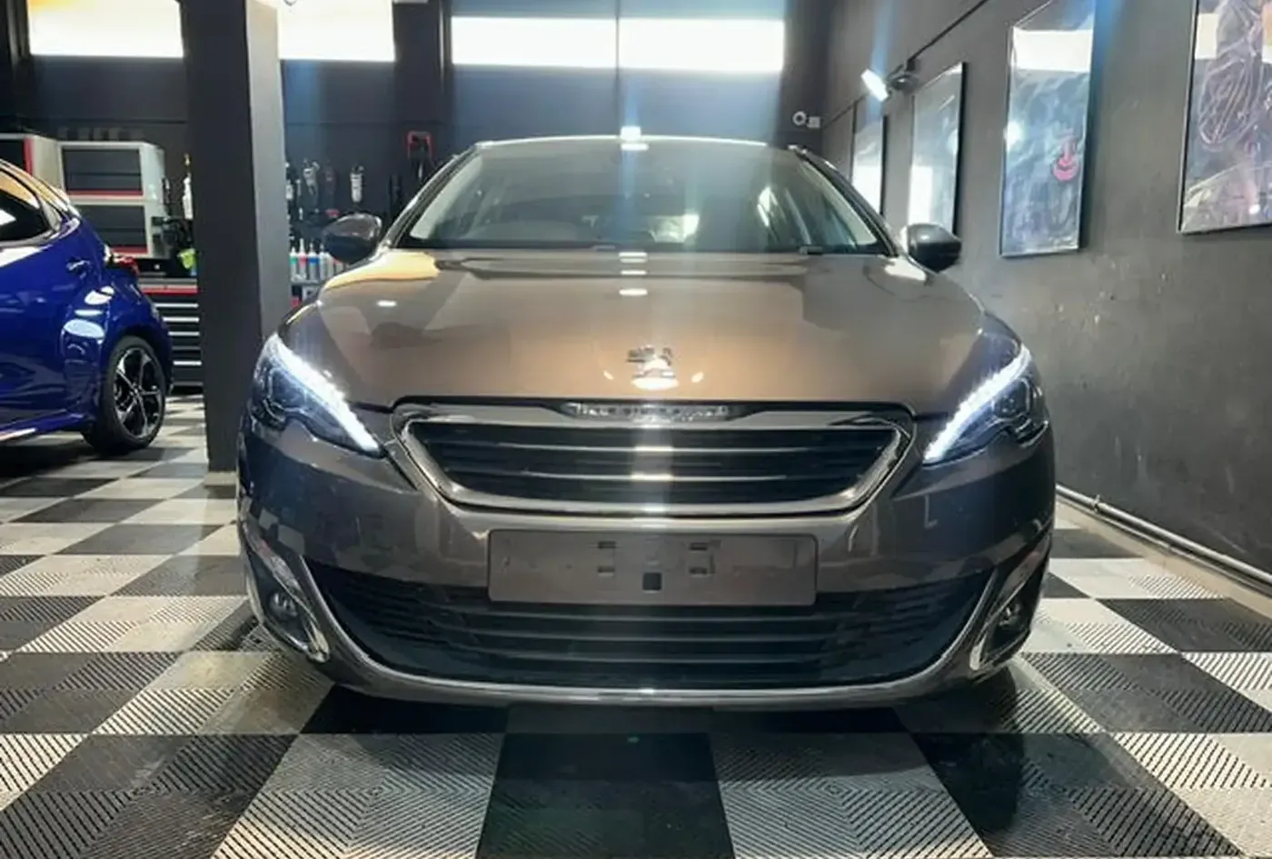 2016 Peugeot 308 — photo 2