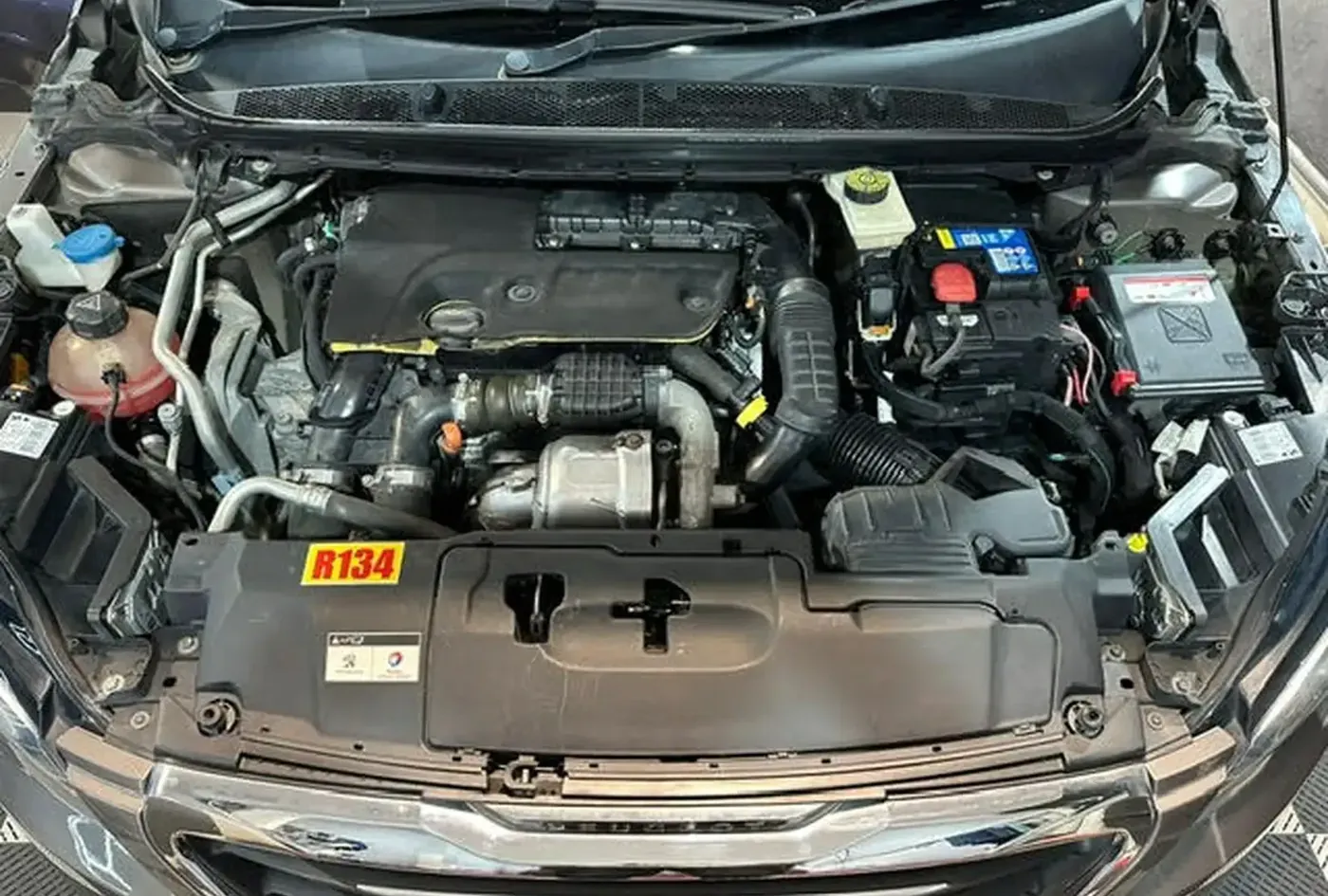 2016 Peugeot 308 — photo 5