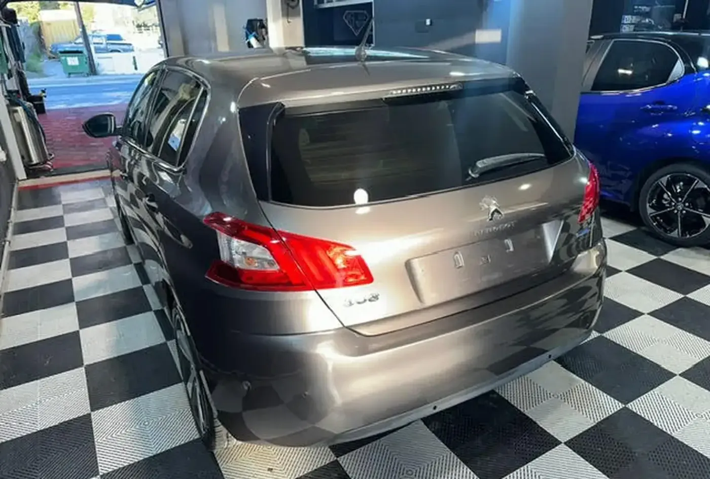 2016 Peugeot 308 — photo 7