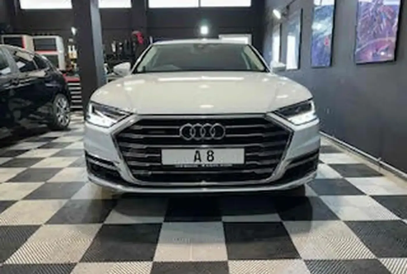 2019 Audi A8 — photo 3