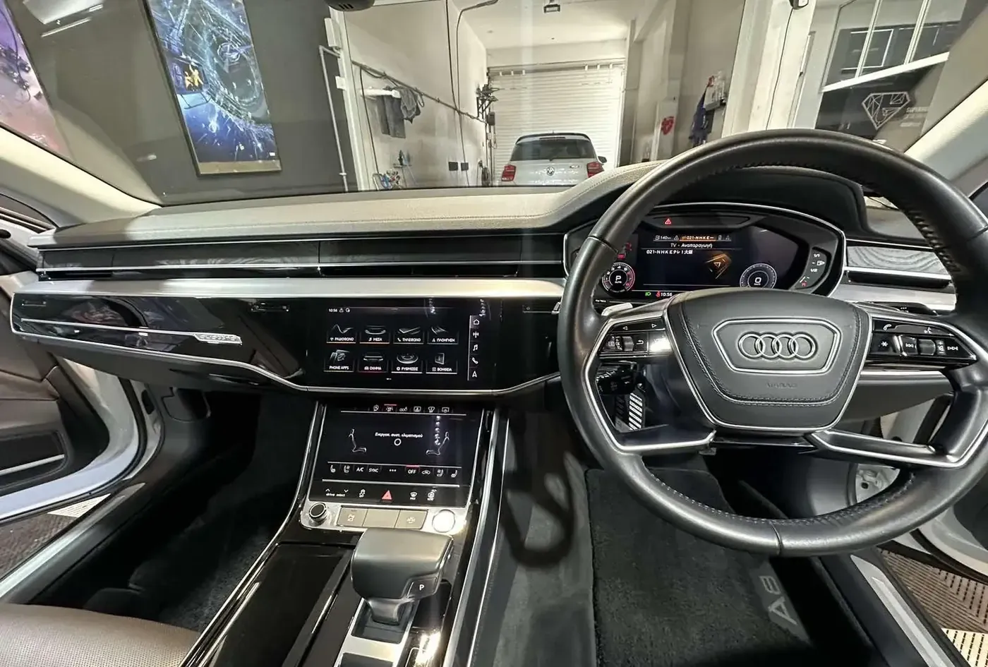 2019 Audi A8 — photo 9